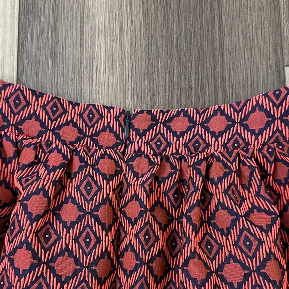 Geometric Patterned Pink Skirt - Picture 5 of 6